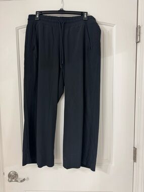 Athleta Avenue Wide Leg Crops